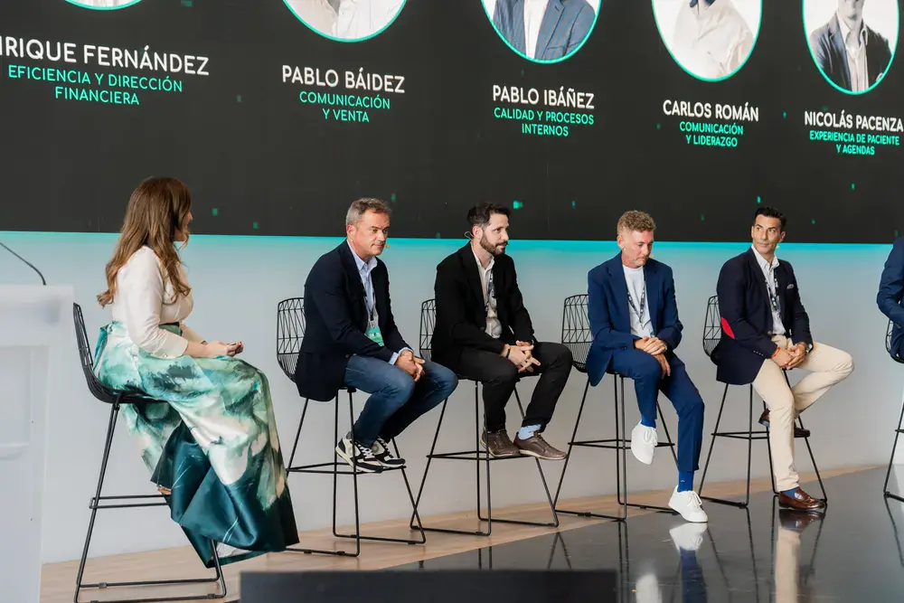 Panel de expertos durante la primera edición de Dental Business Forum